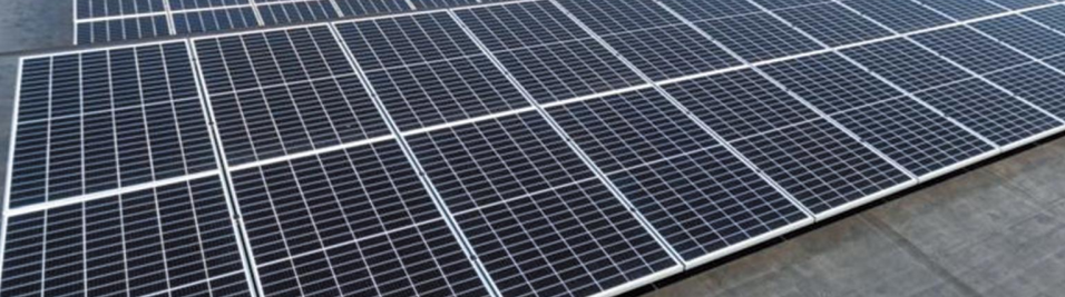 Hybrid bifacial panels